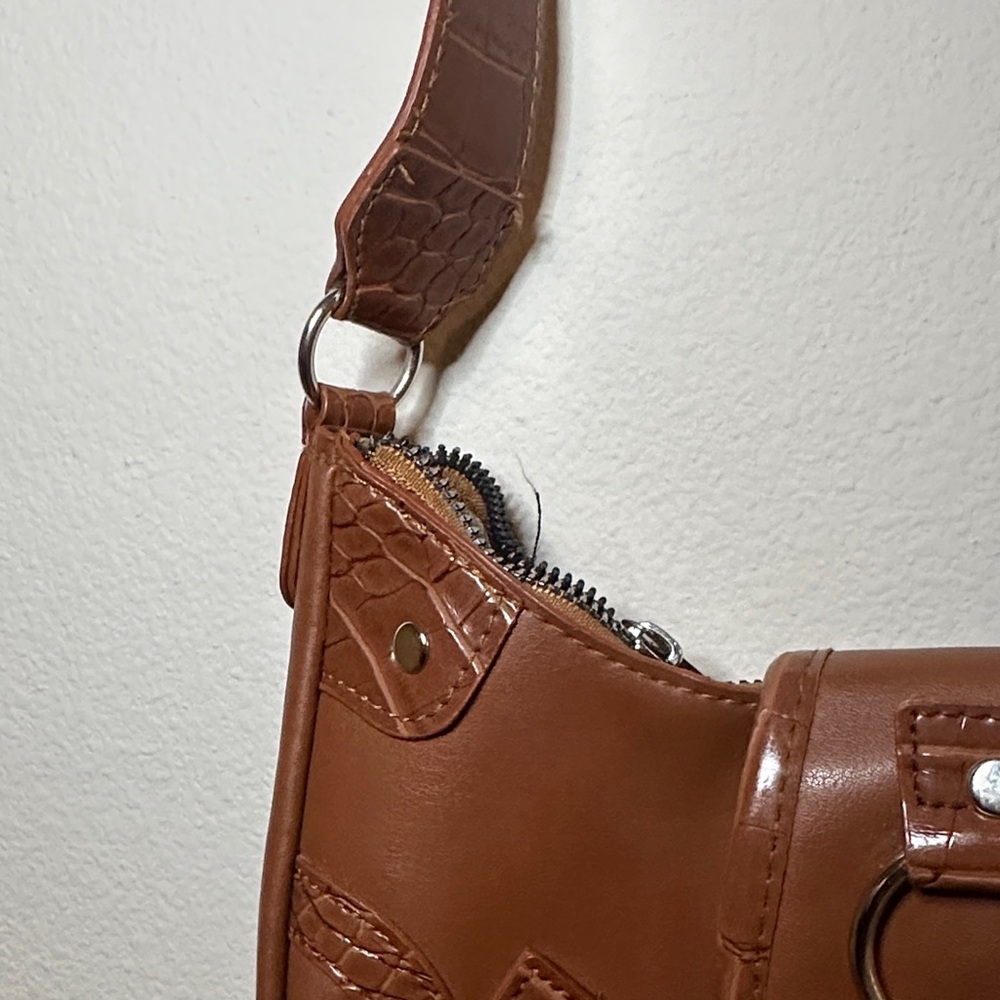 Brown Leather Shoulder Bag - Picture 7 of 9